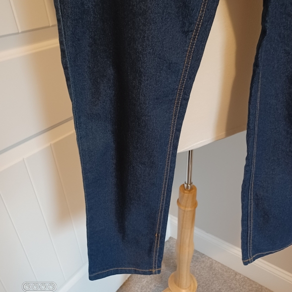 ENERGIE PLUS SZ JEANS ,NOT SURE ABOUT SZ. MEASUREMENT ARE POSTED IN PICTURES - Picture 4 of 12